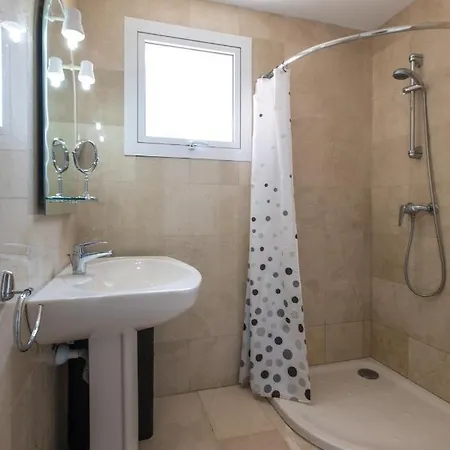 Classic Villa: Luxe, Private Pool & Prime Location * Adeje
